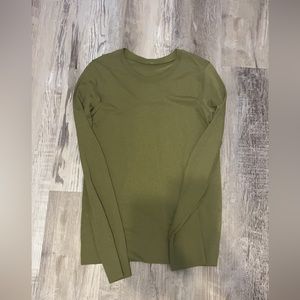 never worn lulu top!!